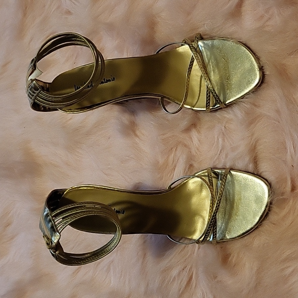 Gold Michael Antonio date night sandals  sz8